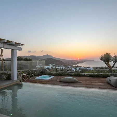 Mykonian Kazarte * Mykonos Town